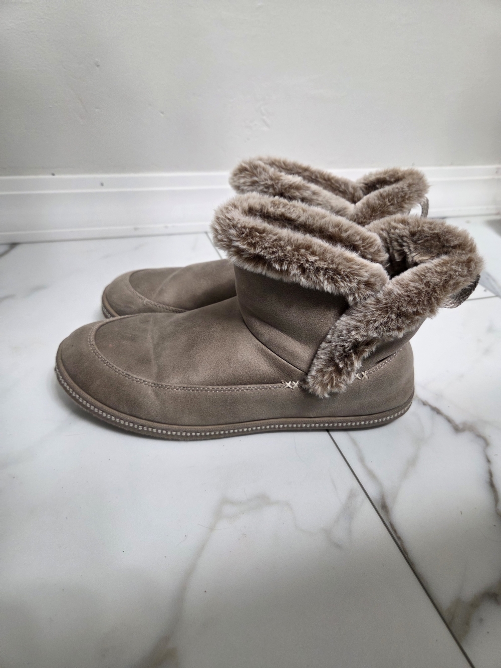 Skechers Taupe Faux-Fur Lined Women’s Winter Booties